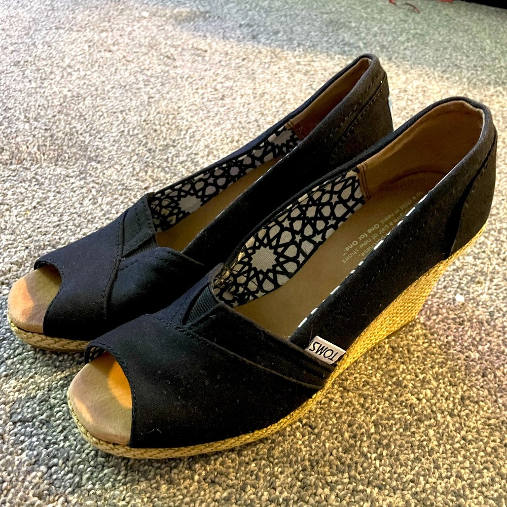 Black TOMS wedge heels size 7